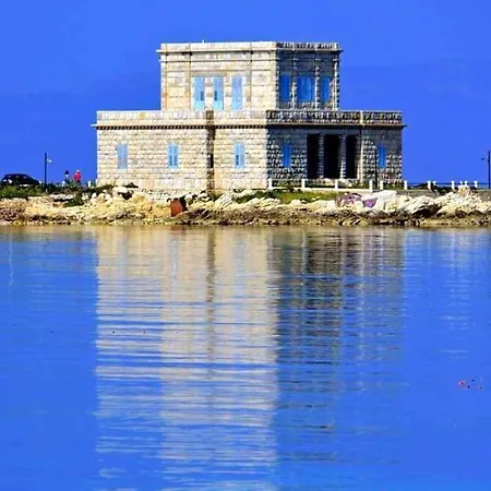 Seascape Retreat: Apartment Castellammare del Golfo